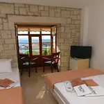 Pasha Port & Restaurant Hotel