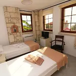 Pasha Port & Restaurant 3*