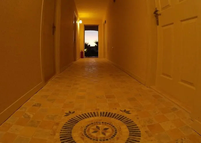 Ξενοδοχείο Pasha Port & Restaurant 3*