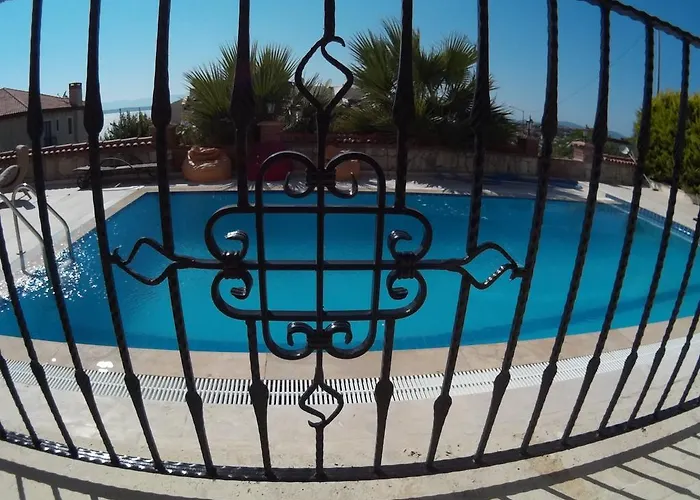 Pasha Port & Restaurant Ξενοδοχείο Αλακάτι