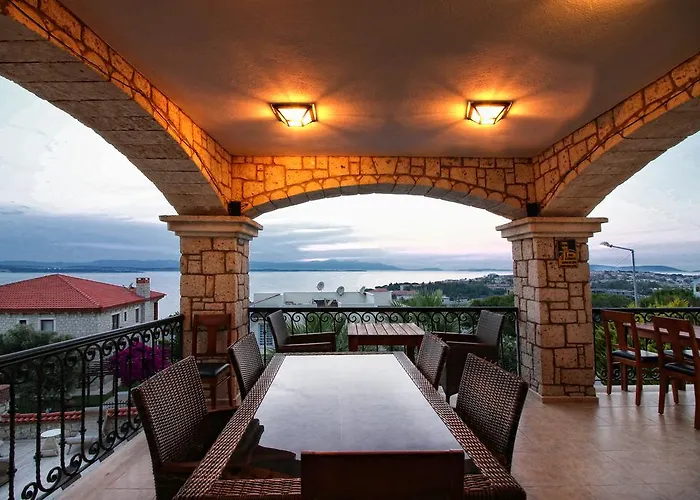 Pasha Port & Restaurant Hotel Alaçatı