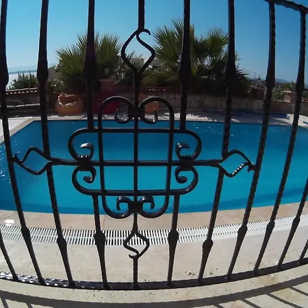Pasha Port & Restaurant Hotel Alaçatı