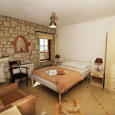 Pasha Port & Restaurant ホテル