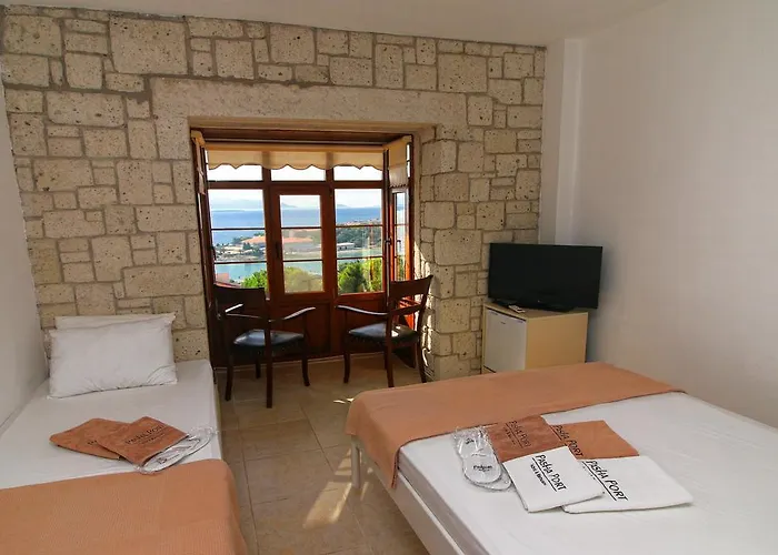 Pasha Port & Restaurant Hotel